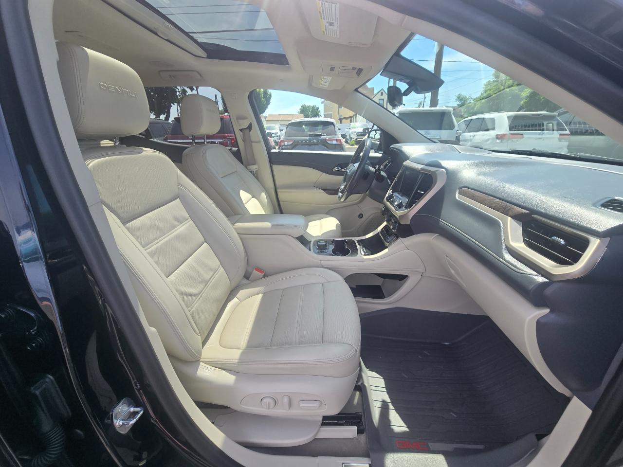 GMC Acadia AWD 4dr Denali 2022