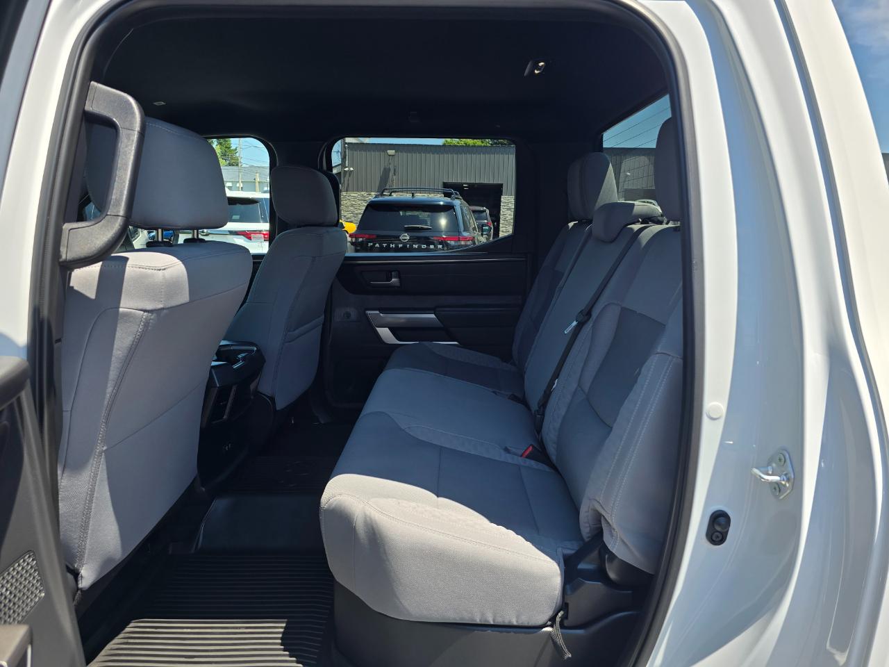 Toyota Tundra 4WD  2025