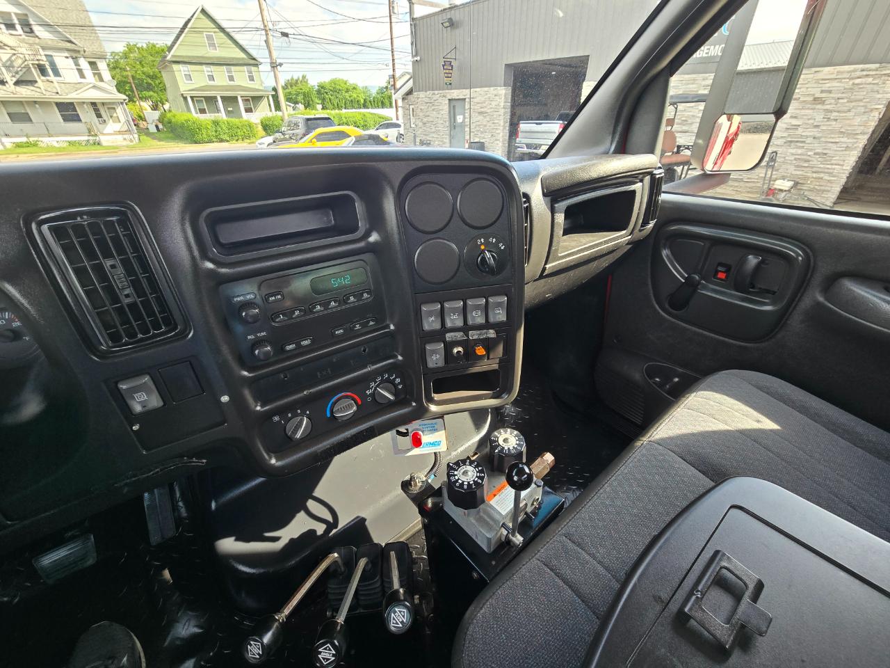 Chevrolet CC5500 Regular Cab 4WD 2007