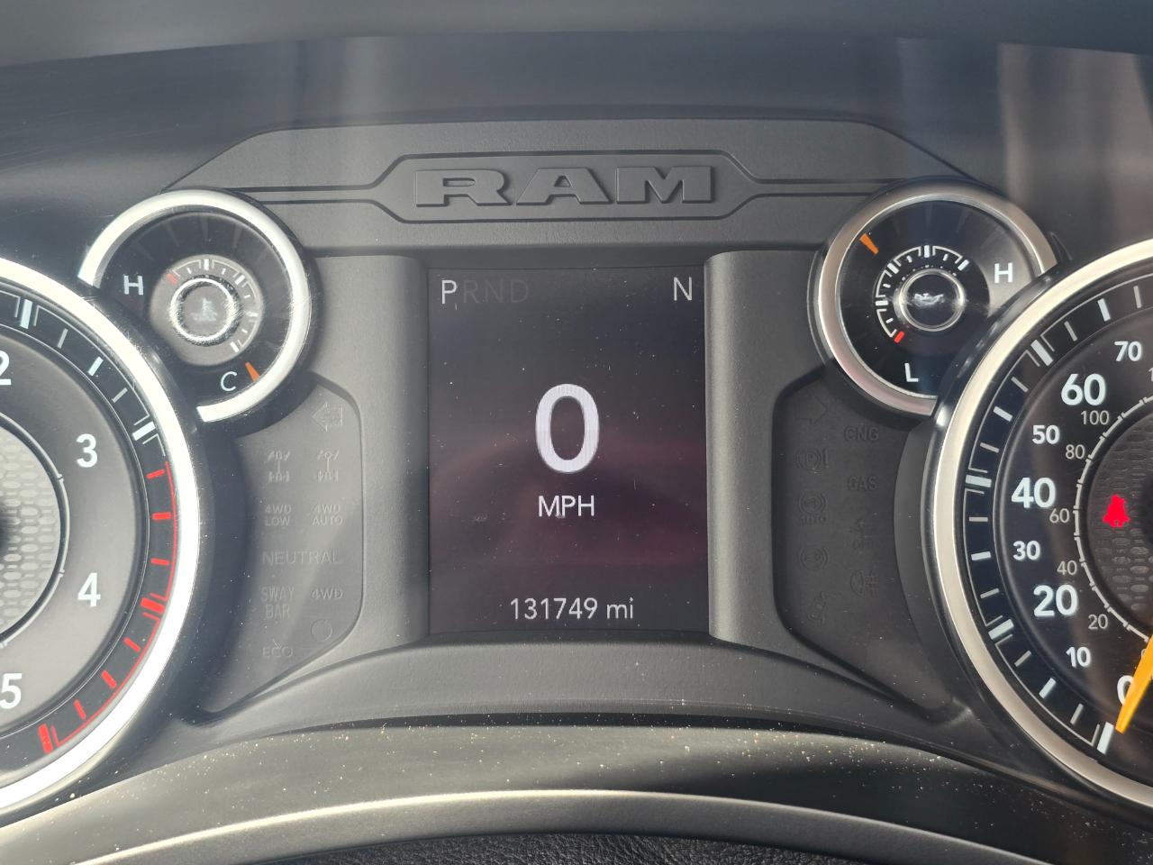 RAM 3500 Tradesman 4x4 Reg Cab 8' Box 2019