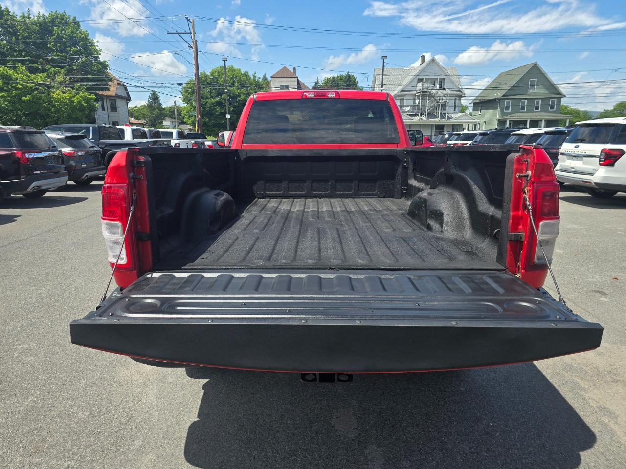 RAM 3500 Tradesman 4x4 Reg Cab 8' Box 2019