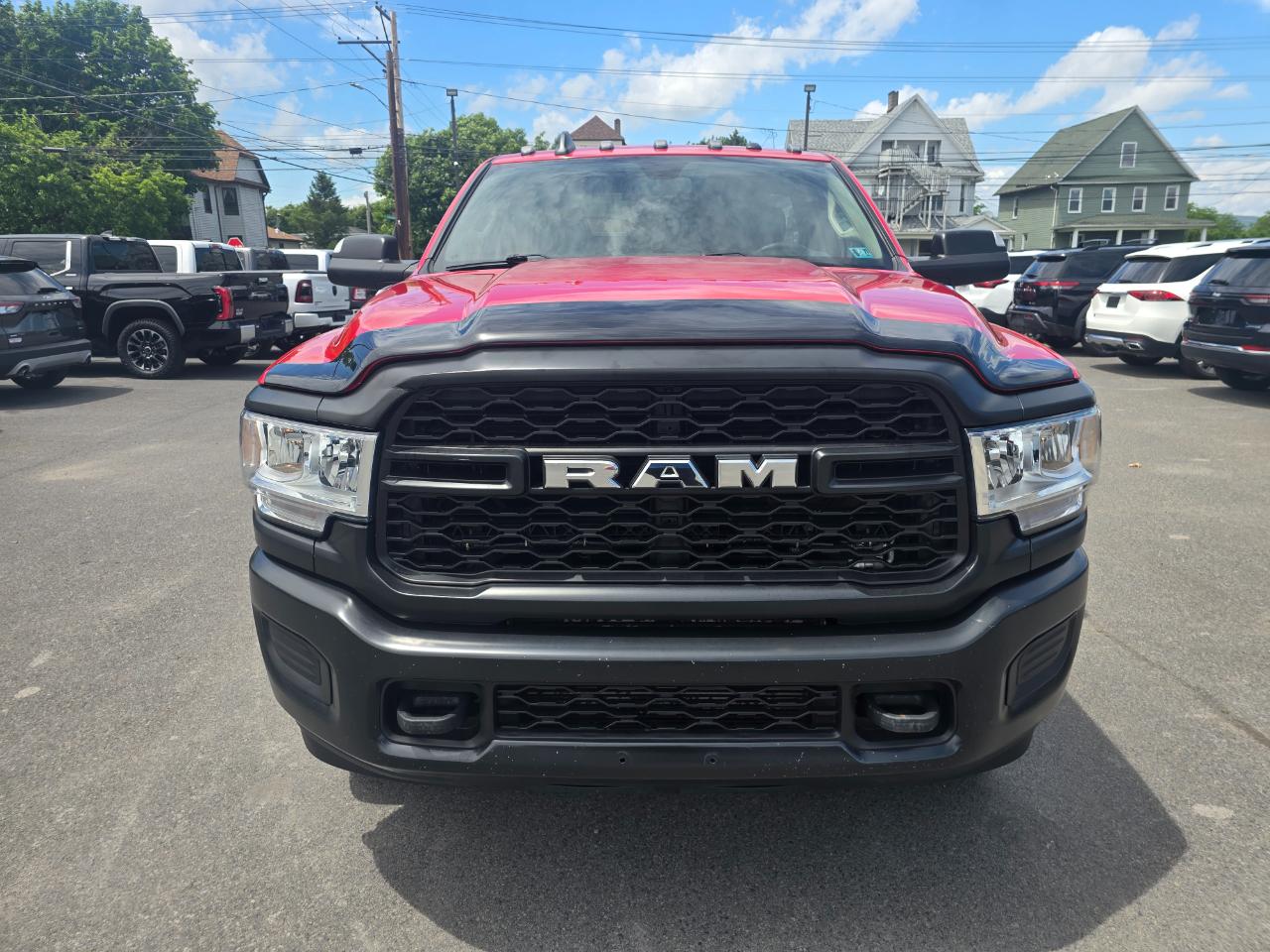 RAM 3500 Tradesman 4x4 Reg Cab 8' Box 2019