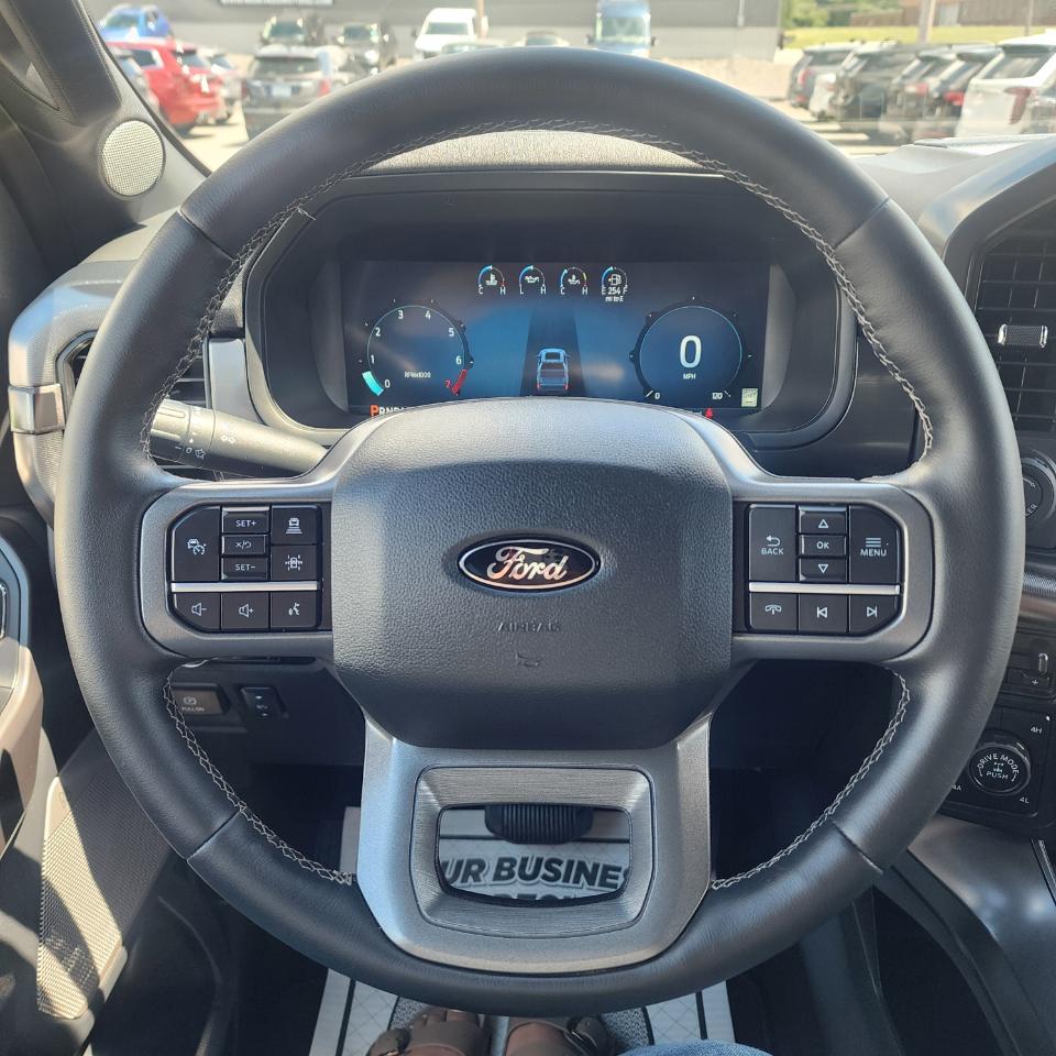 Ford F-150 Lariat 4WD SuperCrew 5.5' Box 2026