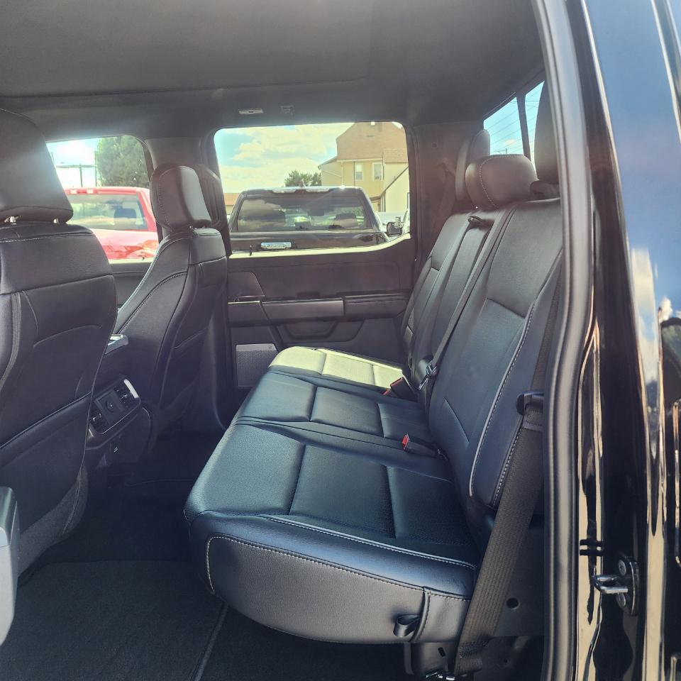 Ford F-150 Lariat 4WD SuperCrew 5.5' Box 2026