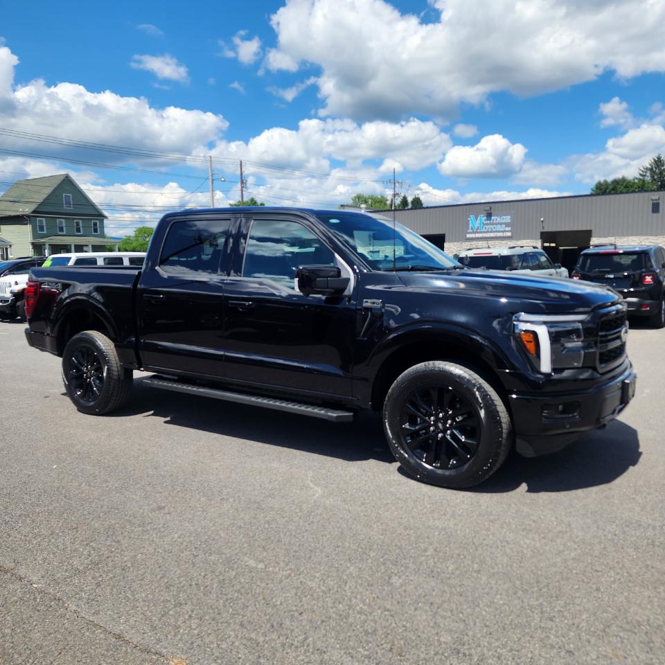 Ford F-150 Lariat 4WD SuperCrew 5.5' Box 2026