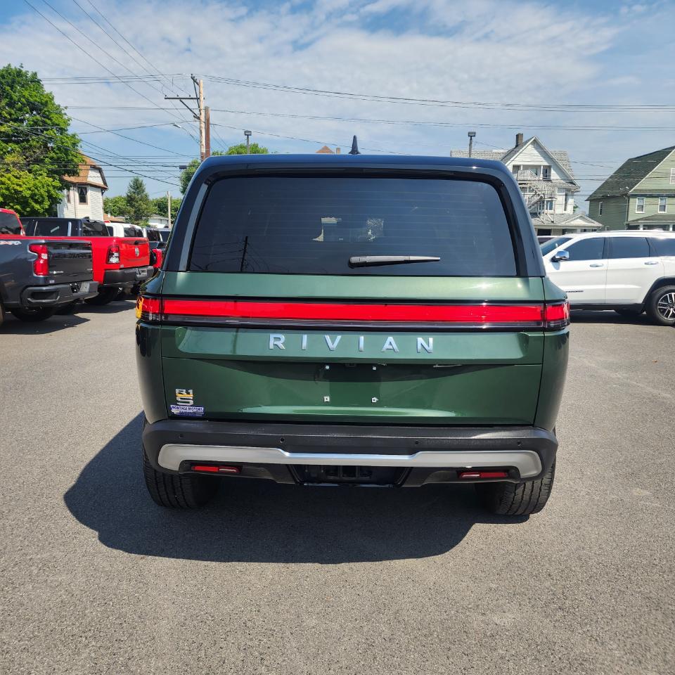 Rivian R1S Adventure Quad-Motor Large Pack 2023