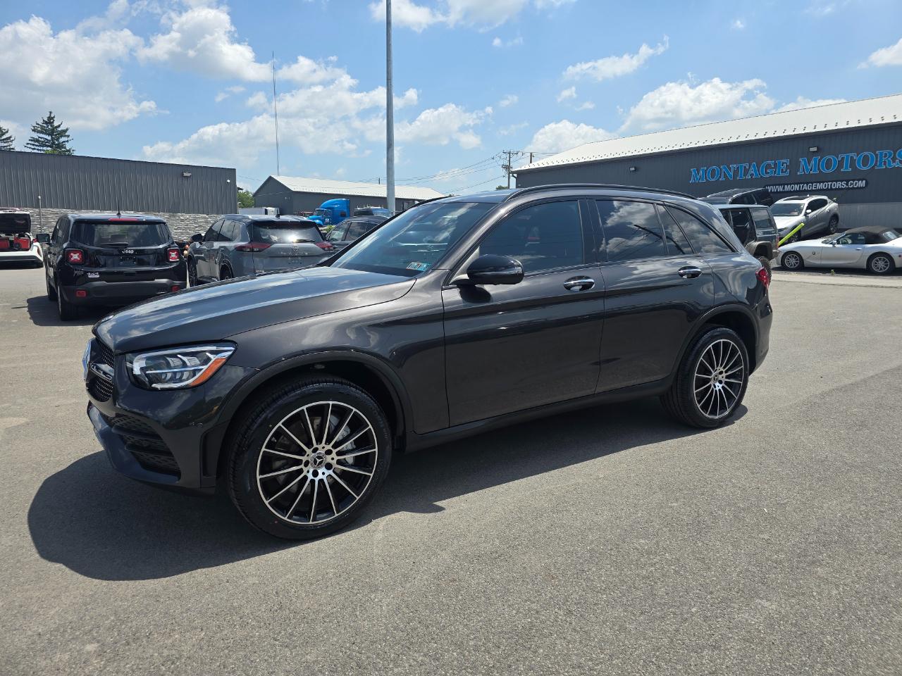 Mercedes-Benz GLC GLC 300 4MATIC SUV 2022