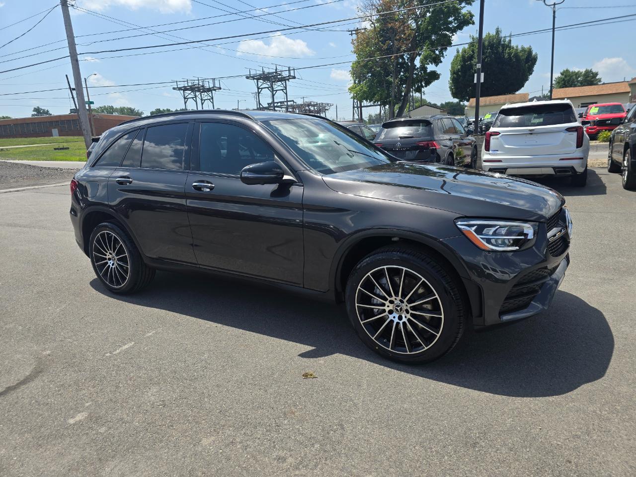 Mercedes-Benz GLC GLC 300 4MATIC SUV 2022