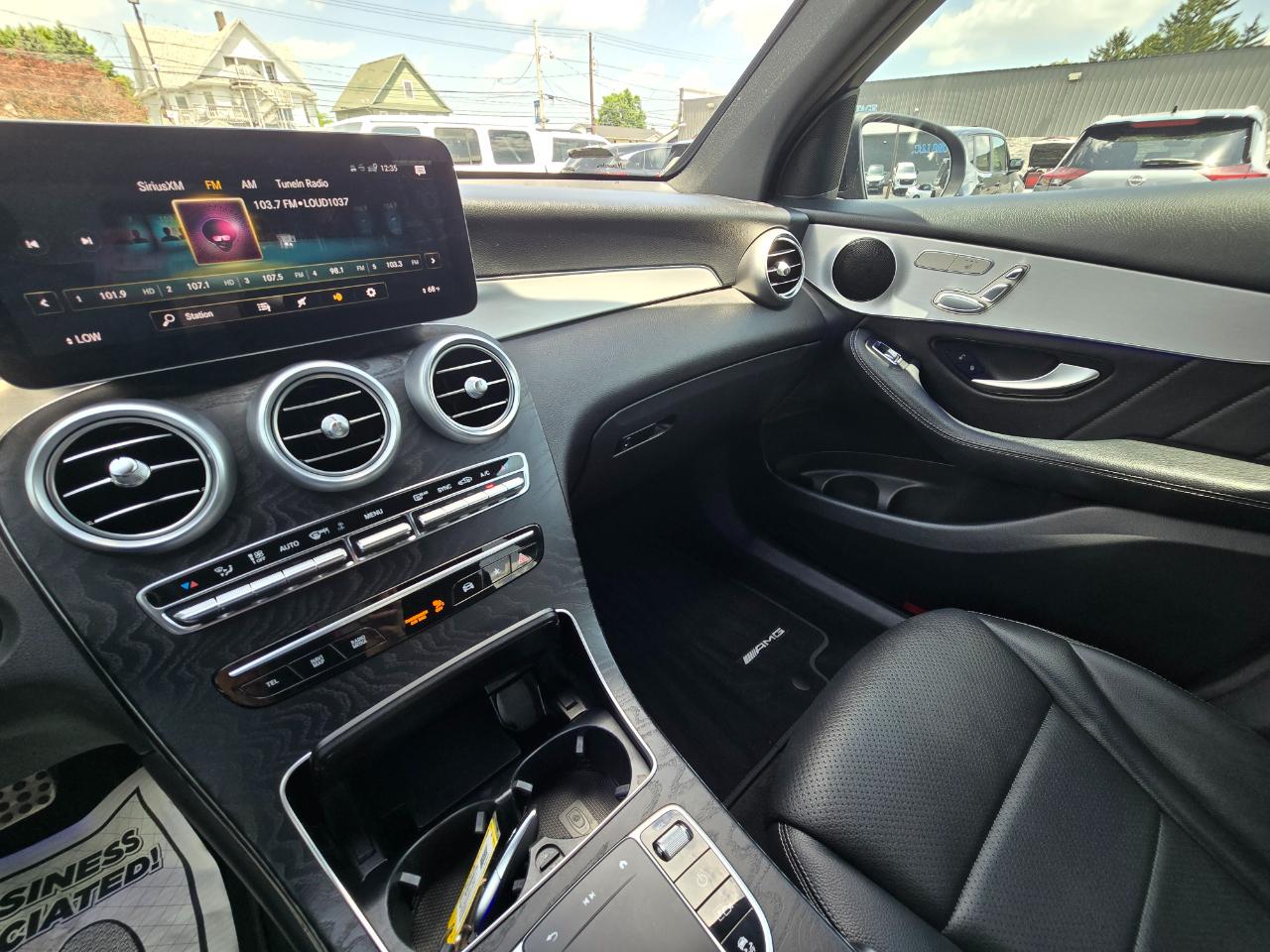Mercedes-Benz GLC GLC 300 4MATIC SUV 2022