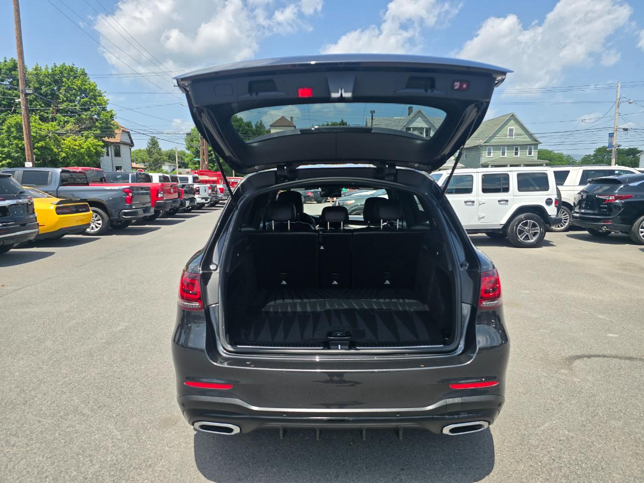 Mercedes-Benz GLC GLC 300 4MATIC SUV 2022