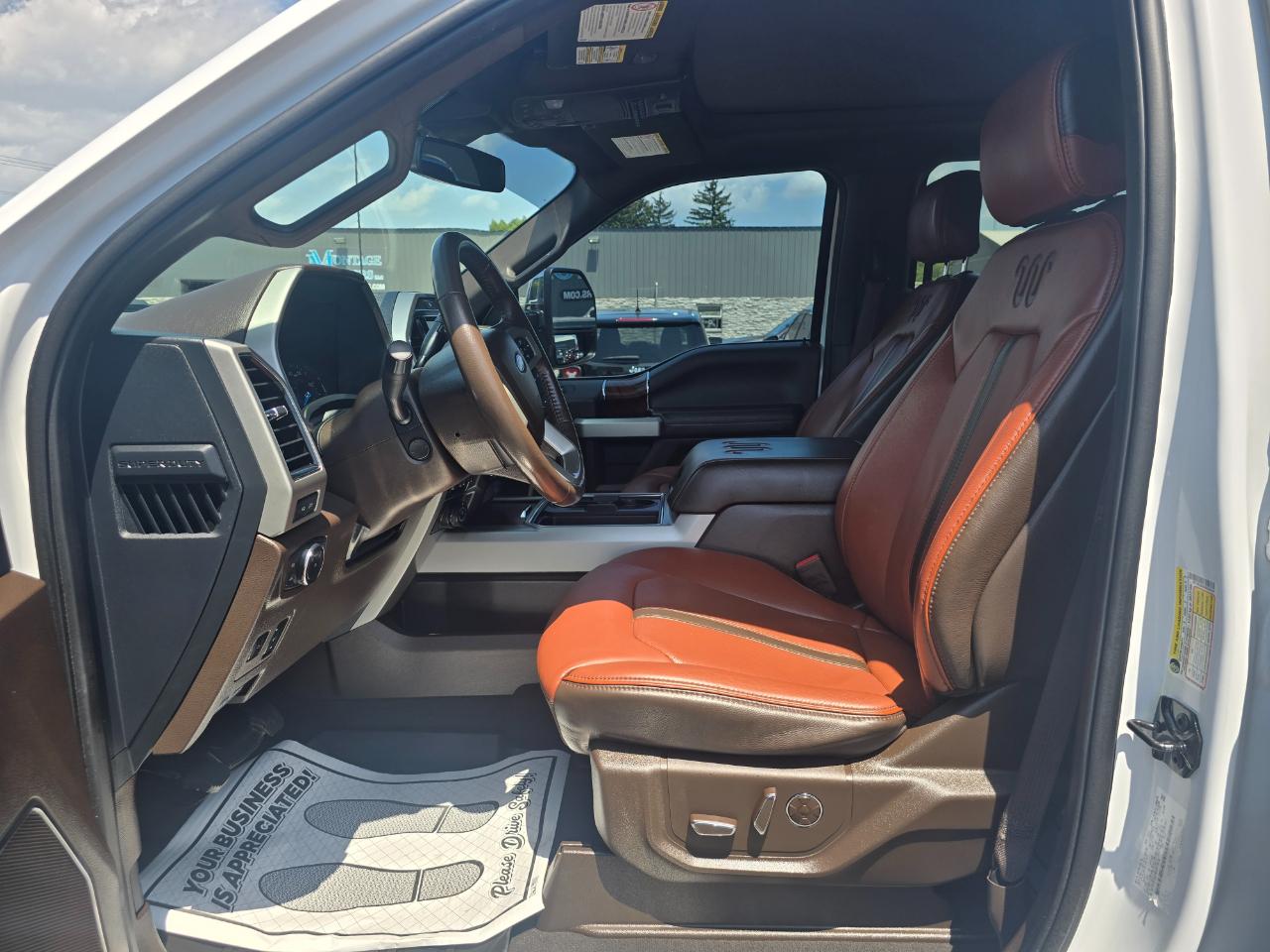 Ford Super Duty F-250 SRW King Ranch 4WD Crew Cab 8' Box 2022
