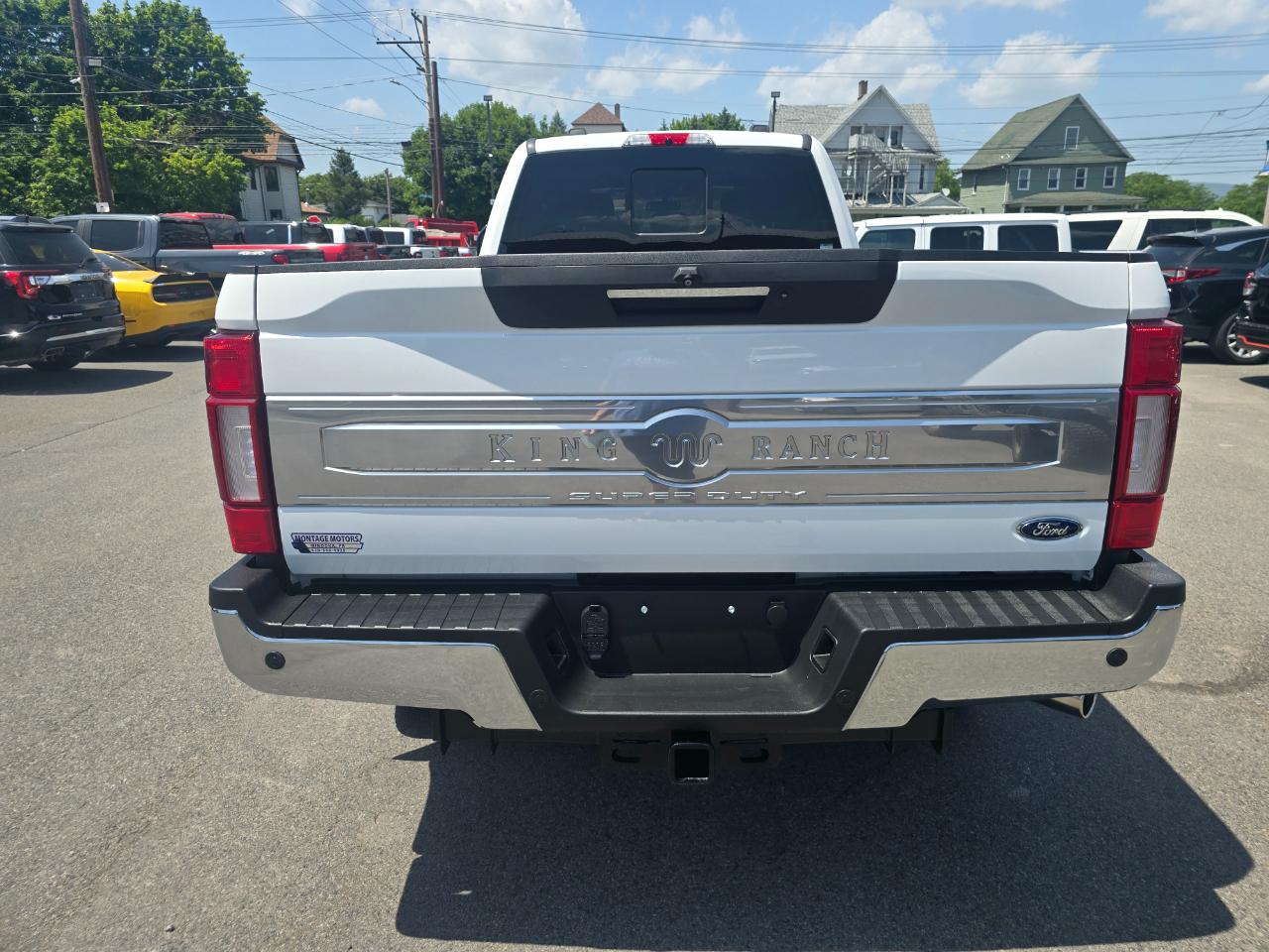 Ford Super Duty F-250 SRW King Ranch 4WD Crew Cab 8' Box 2022