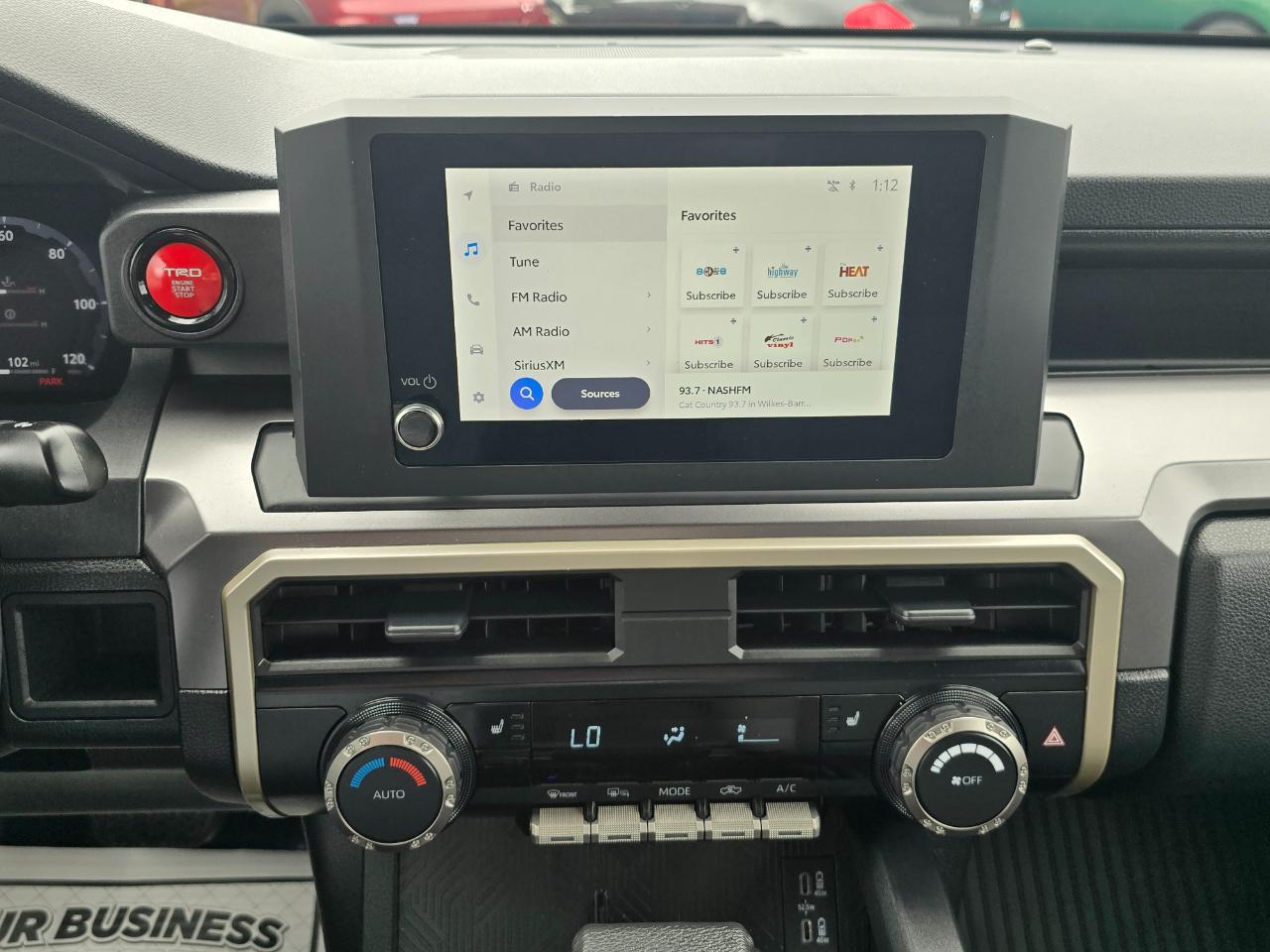 Toyota Tacoma 4WD  2025