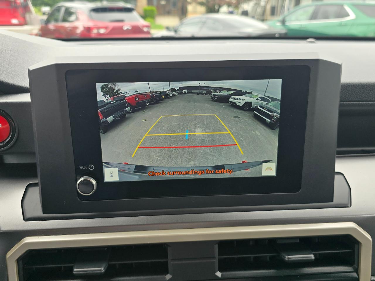 Toyota Tacoma 4WD  2025