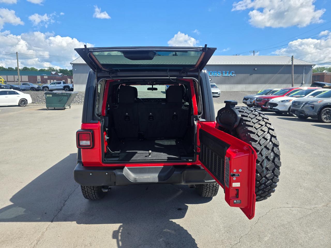 Jeep Wrangler Unlimited Willys 4x4 2021
