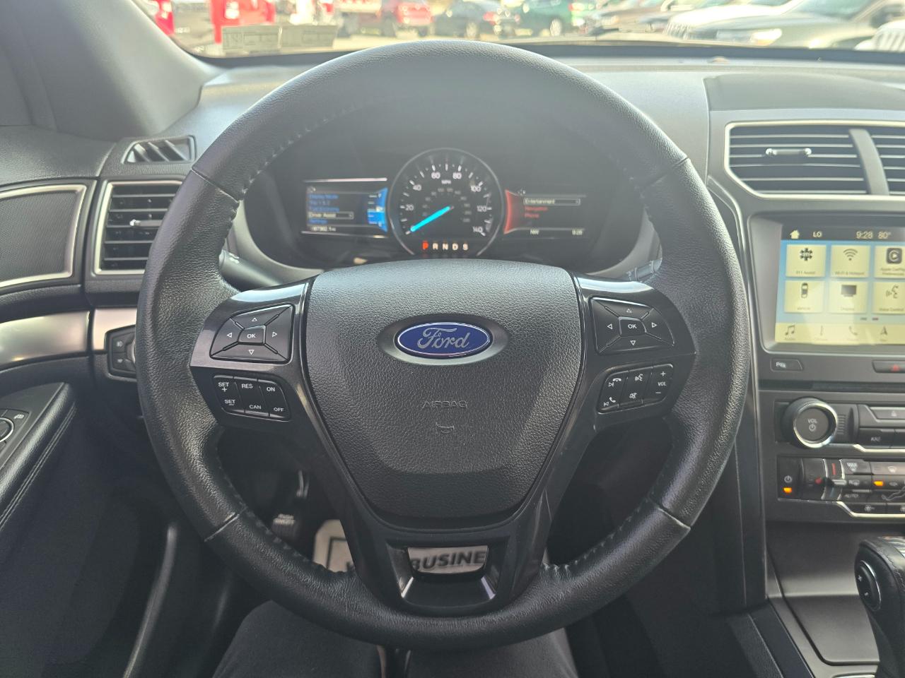Ford Explorer XLT 4WD 2018