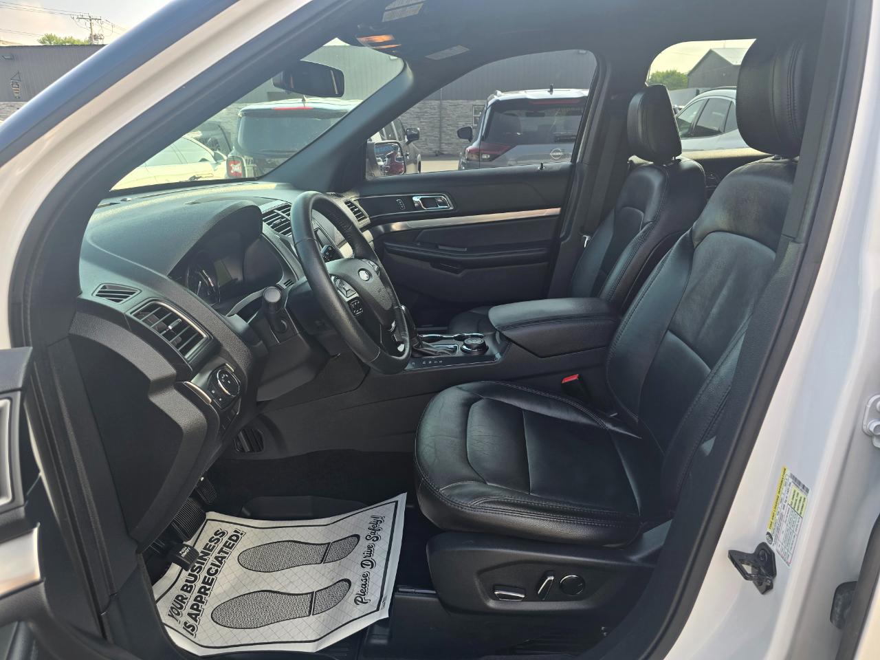 Ford Explorer XLT 4WD 2018