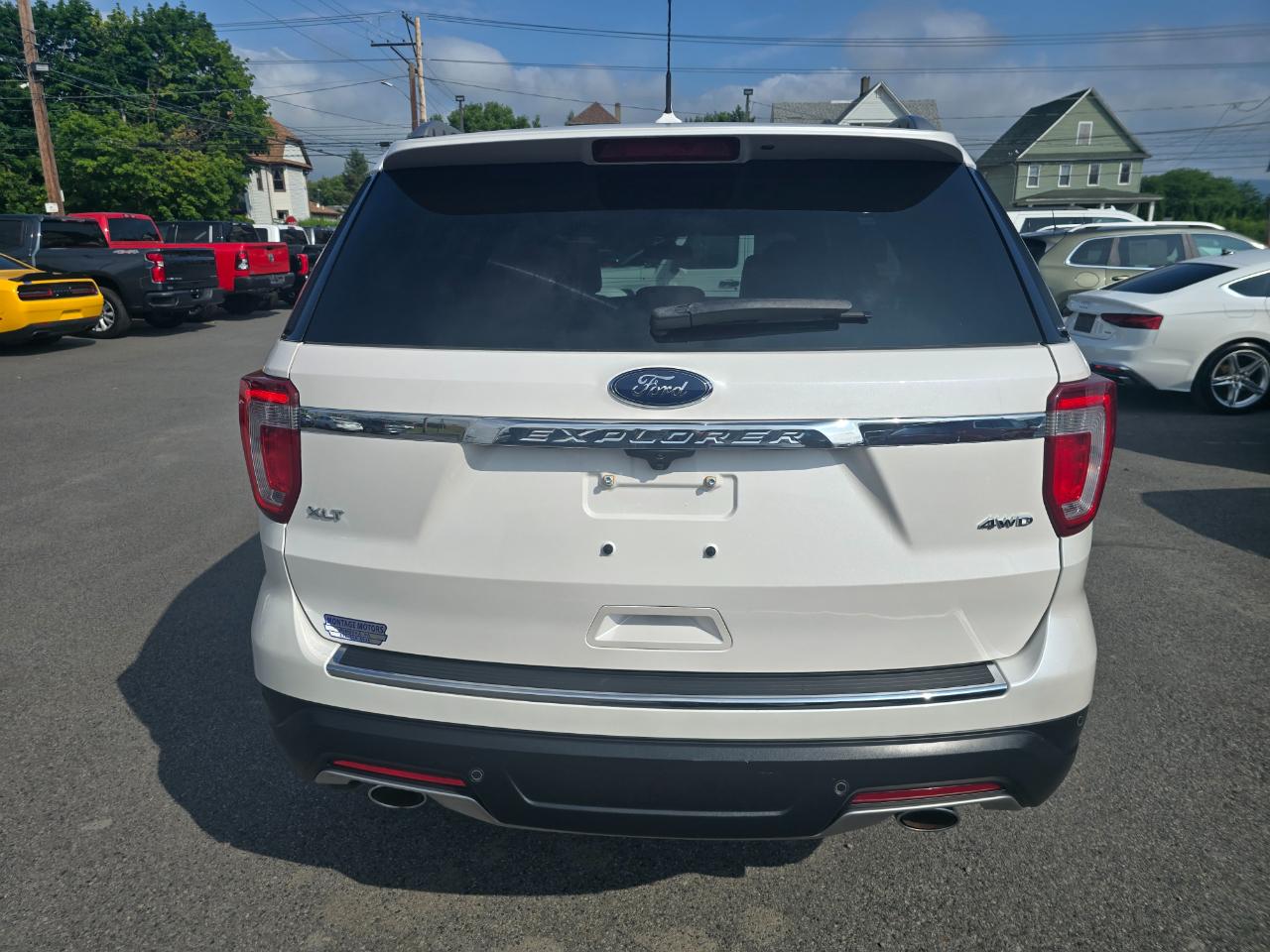Ford Explorer XLT 4WD 2018