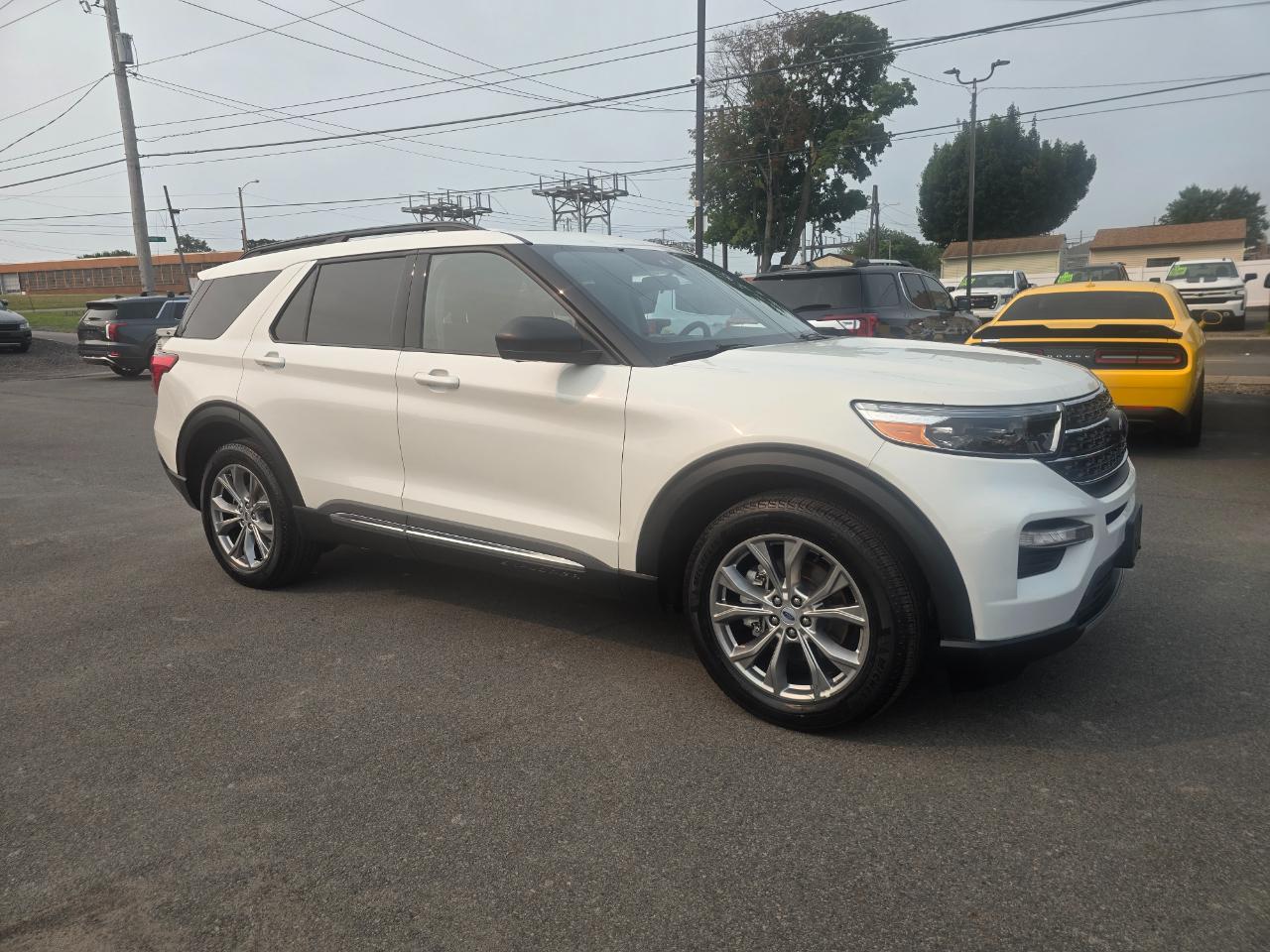 Ford Explorer XLT 4WD 2022