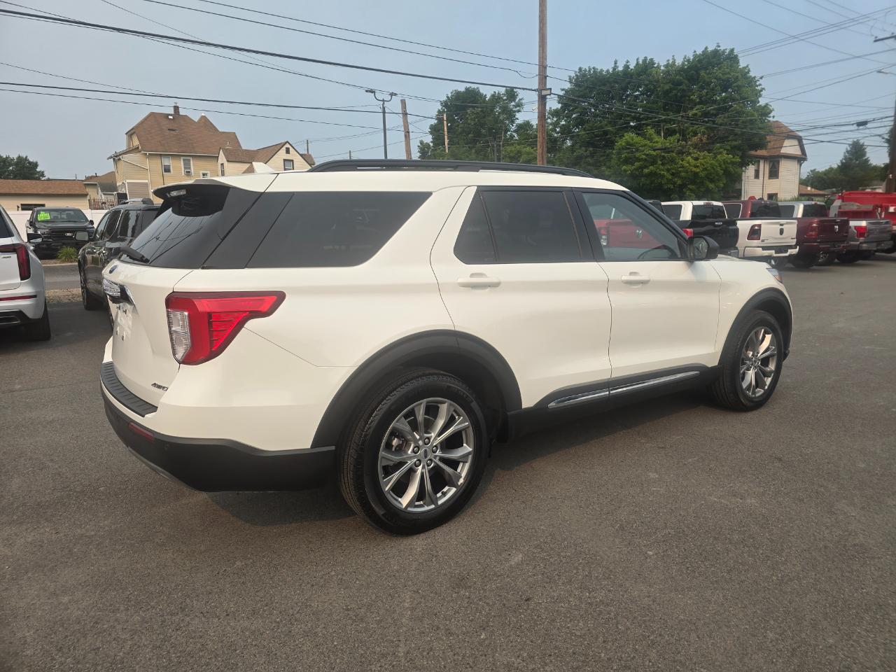Ford Explorer XLT 4WD 2022