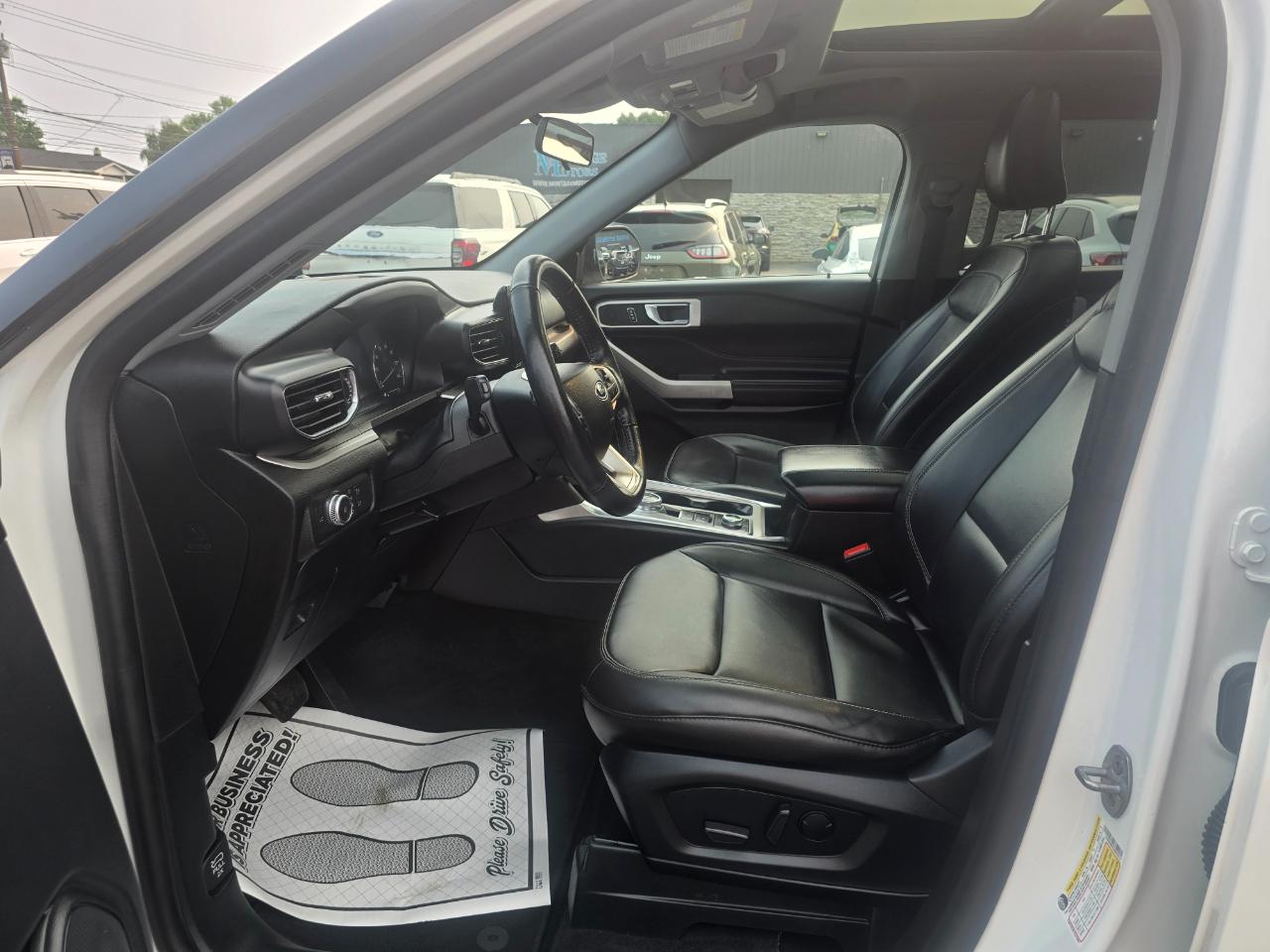 Ford Explorer XLT 4WD 2022