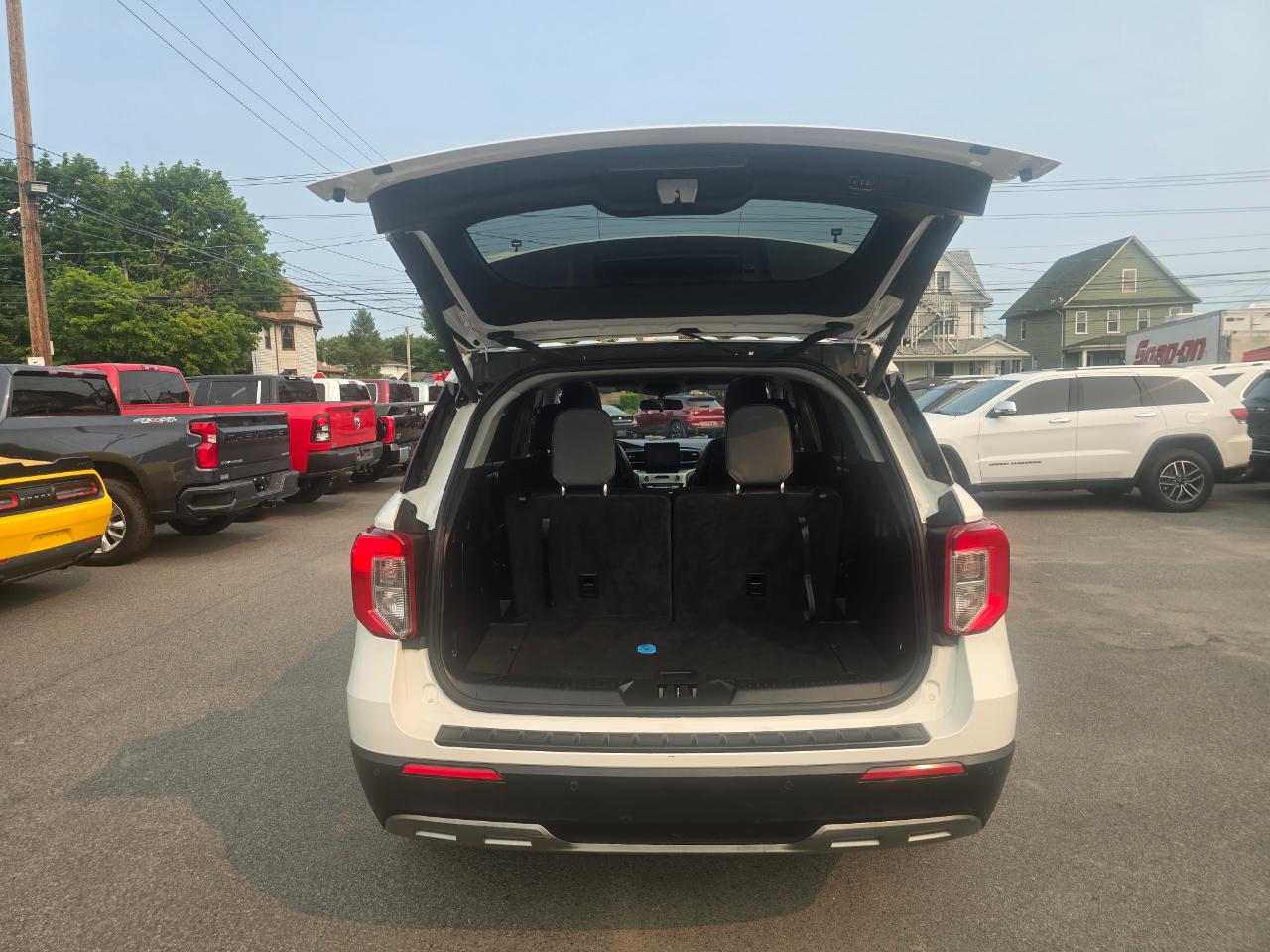 Ford Explorer XLT 4WD 2022