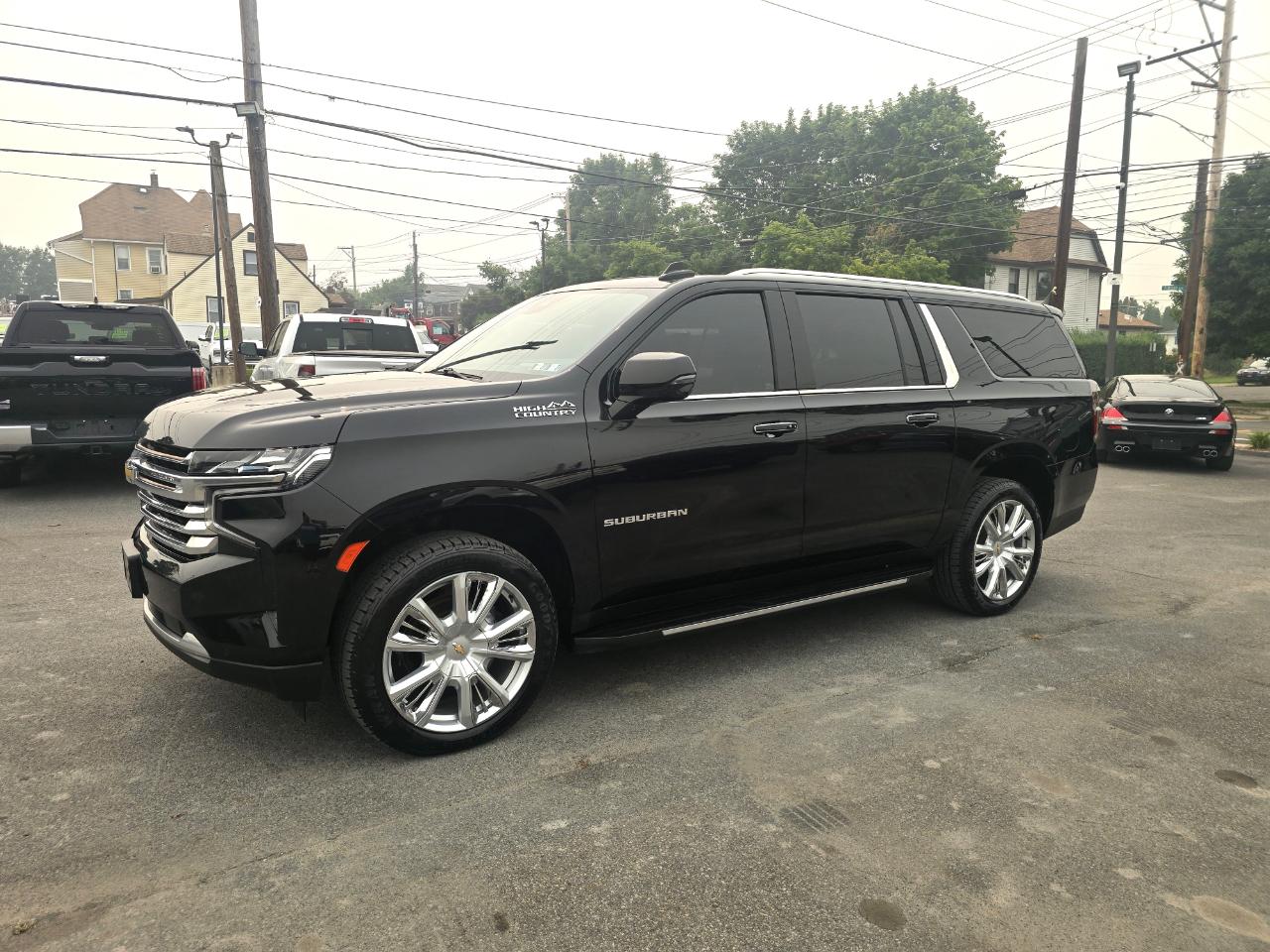 Chevrolet Suburban 4WD 4dr High Country 2023