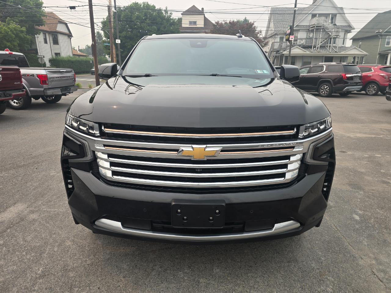 Chevrolet Suburban 4WD 4dr High Country 2023