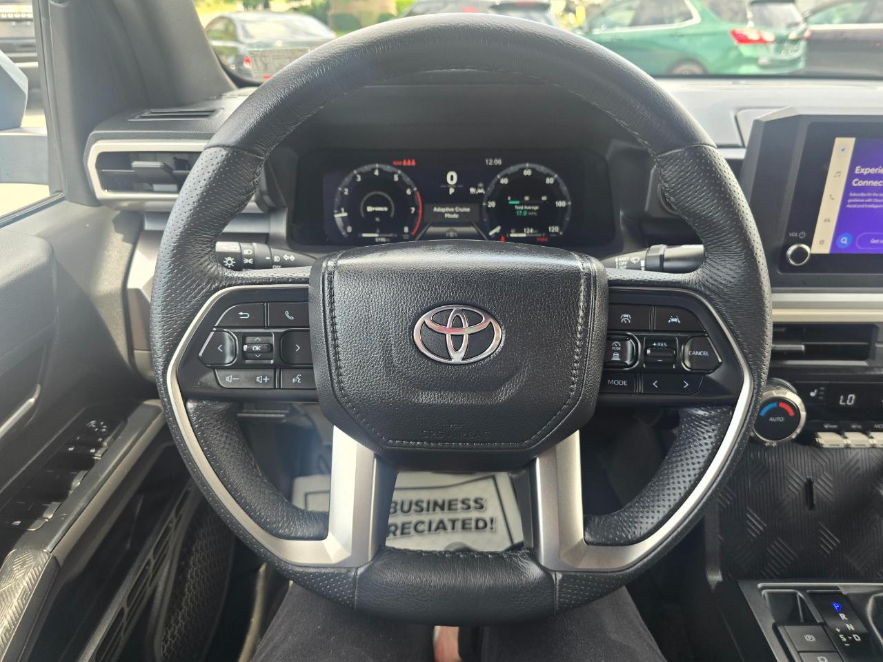 Toyota Tacoma 4WD  2025