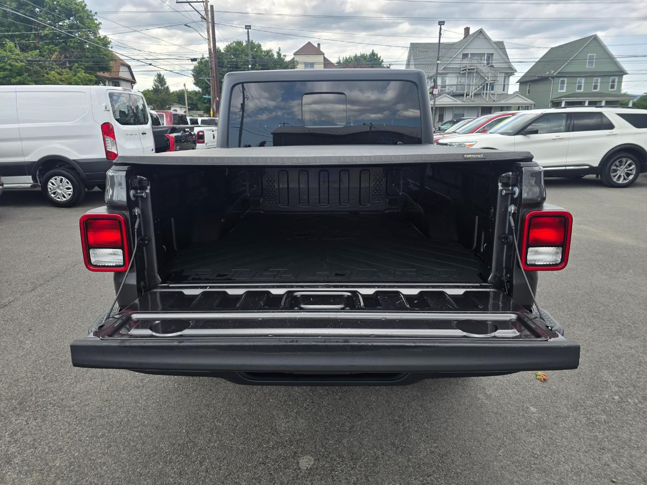 Jeep Gladiator Willys Sport 4x4 2021