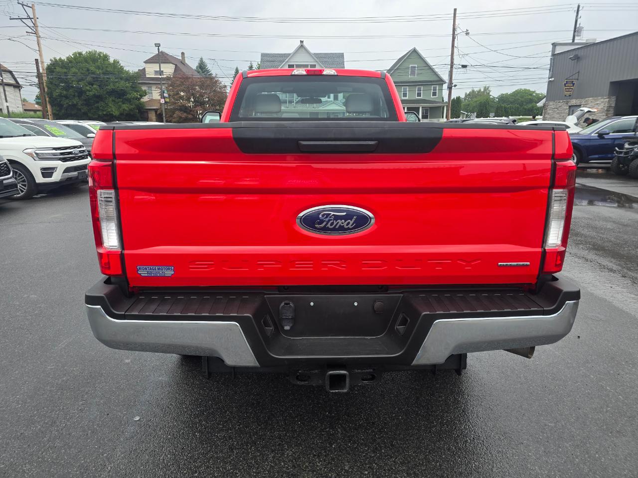 Ford Super Duty F-250 SRW XL 4WD Reg Cab 8' Box 2017