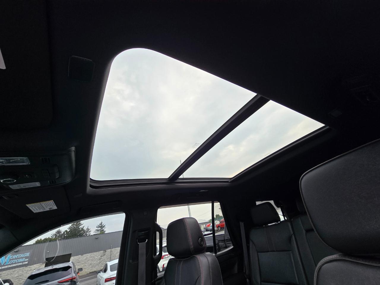 Chevrolet Tahoe 4WD 4dr RST 2023