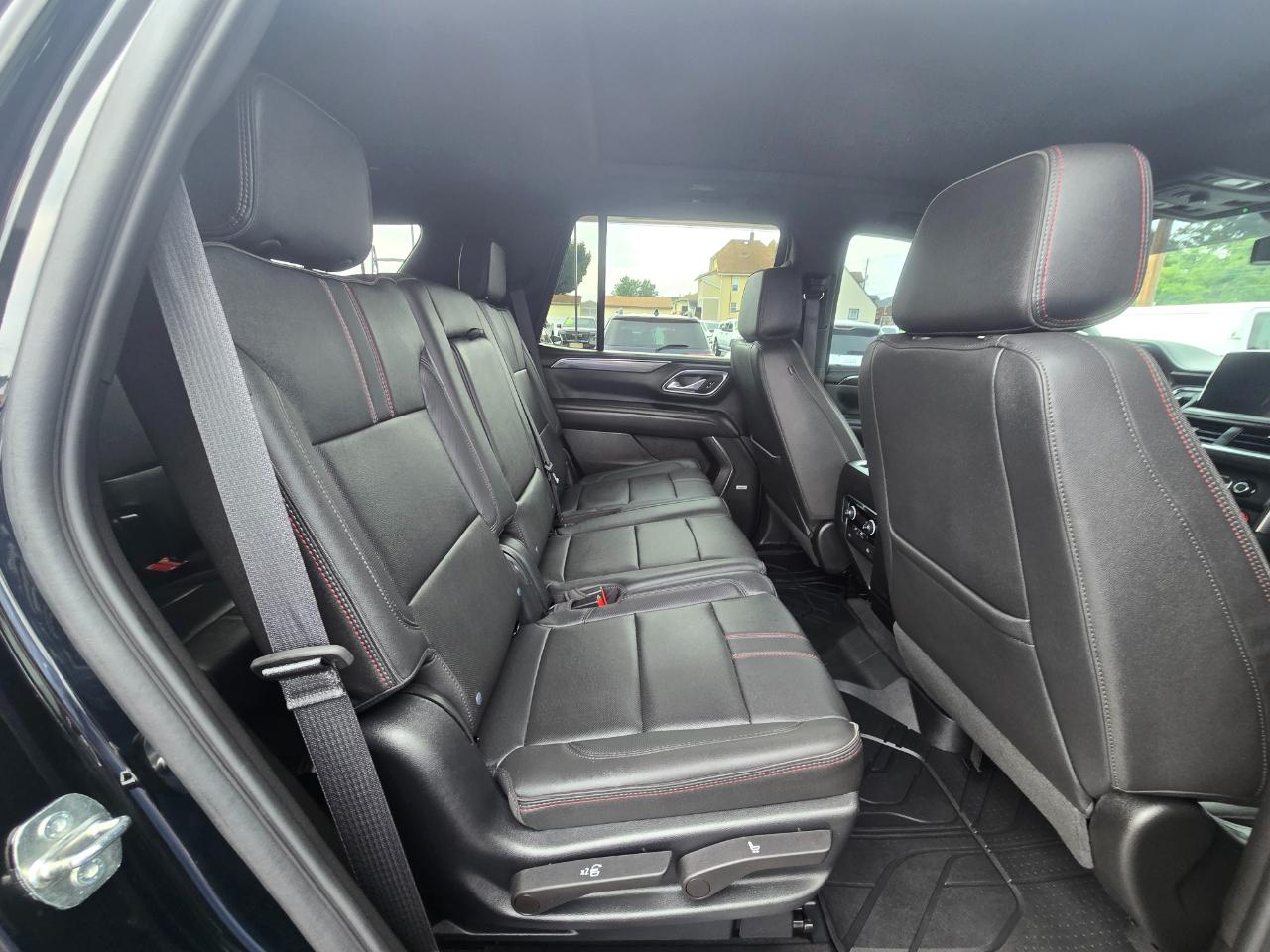 Chevrolet Tahoe 4WD 4dr RST 2023