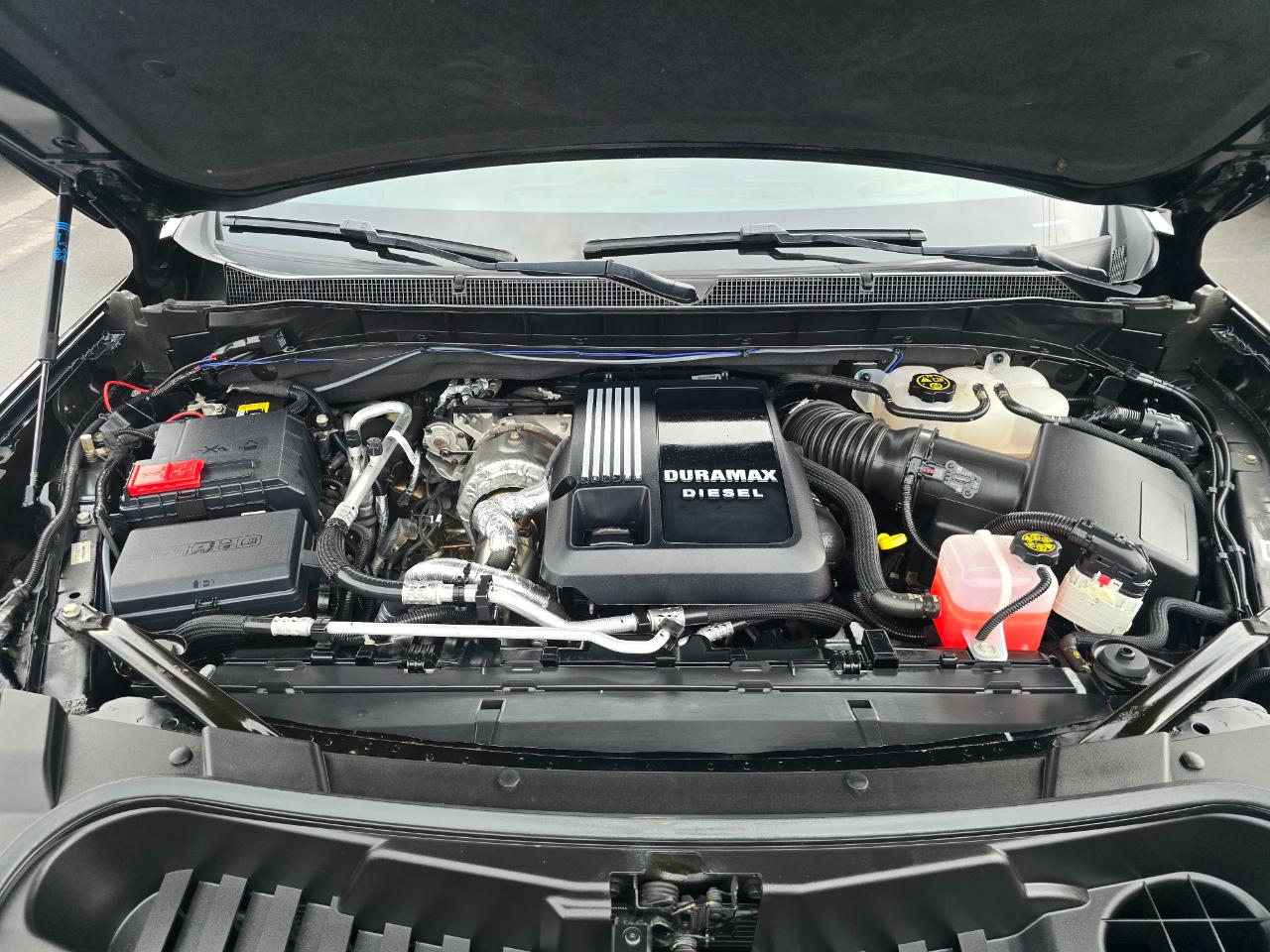 Chevrolet Tahoe 4WD 4dr RST 2023