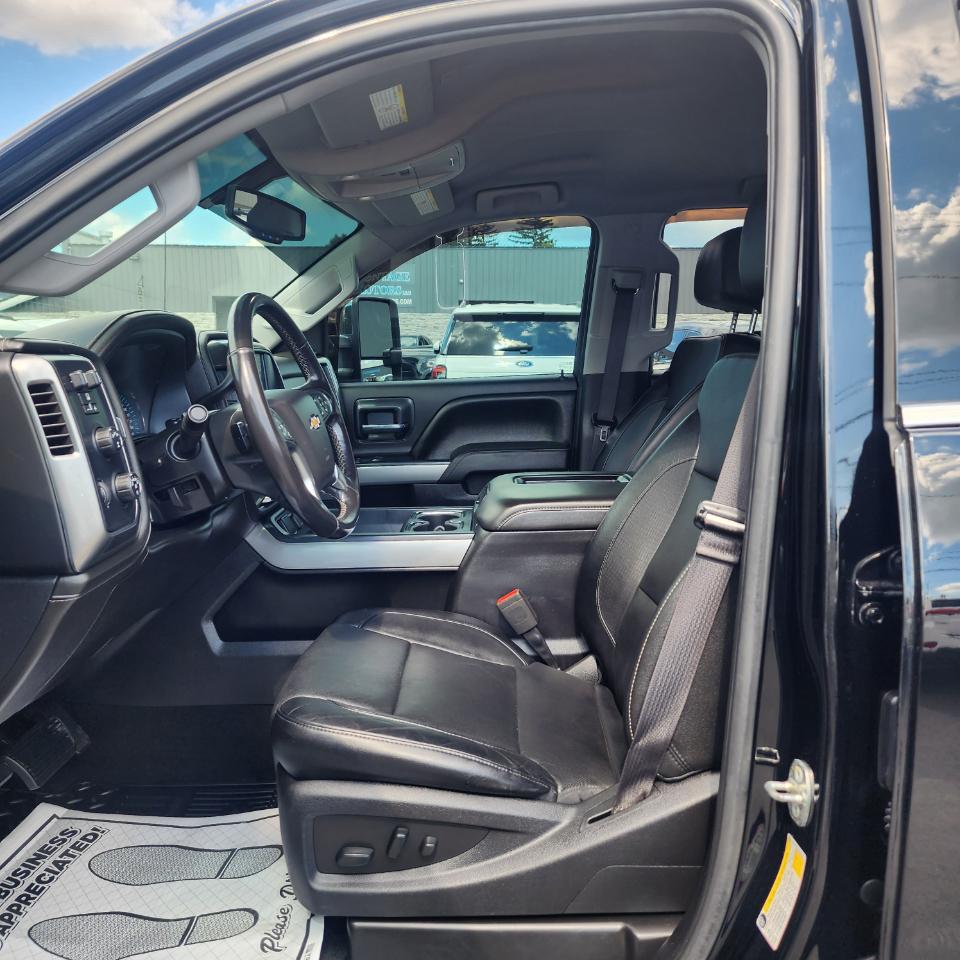 Chevrolet Silverado 2500HD 4WD Crew Cab 153.7" LTZ 2018