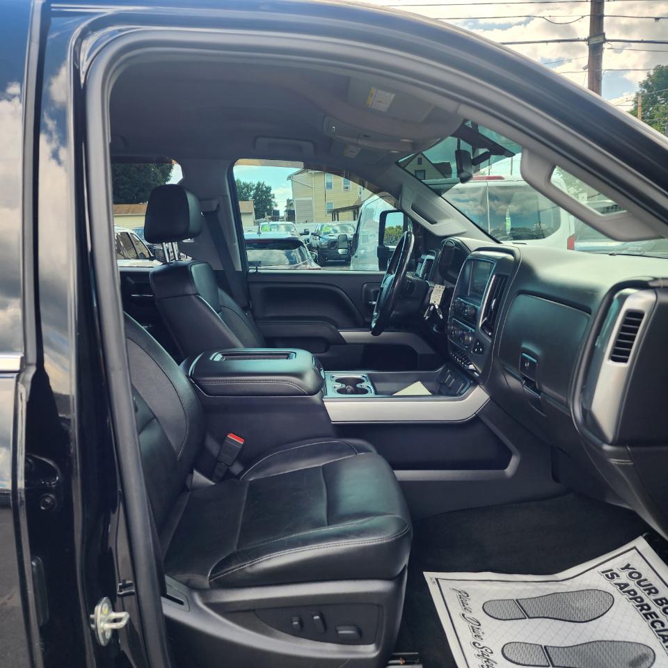 Chevrolet Silverado 2500HD 4WD Crew Cab 153.7" LTZ 2018