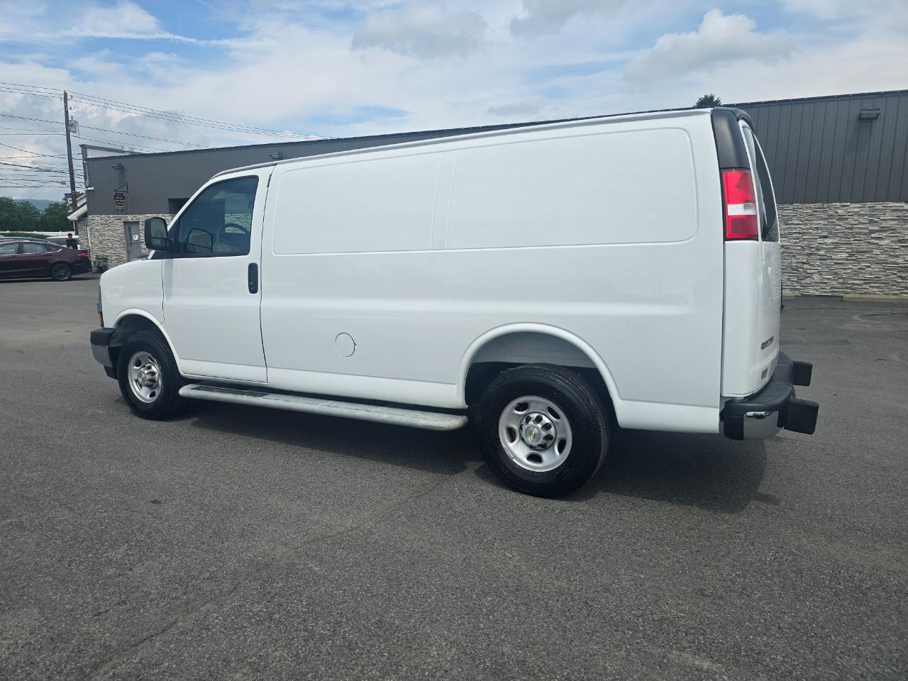 Chevrolet Express Cargo Van  2025