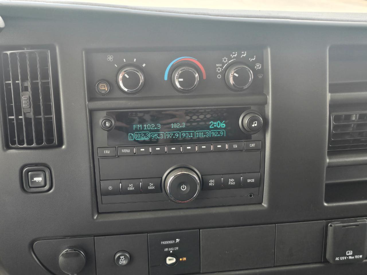 Chevrolet Express Cargo Van  2025