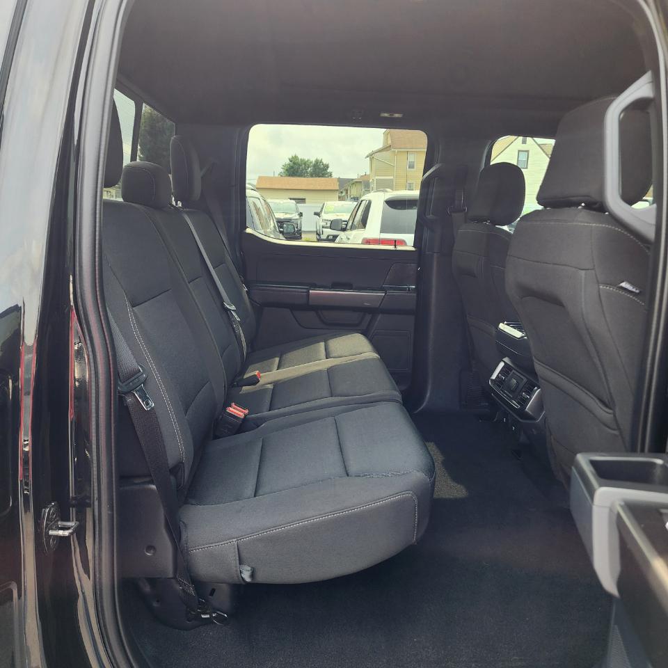 Ford F-150 XLT SuperCrew 4WD 2023