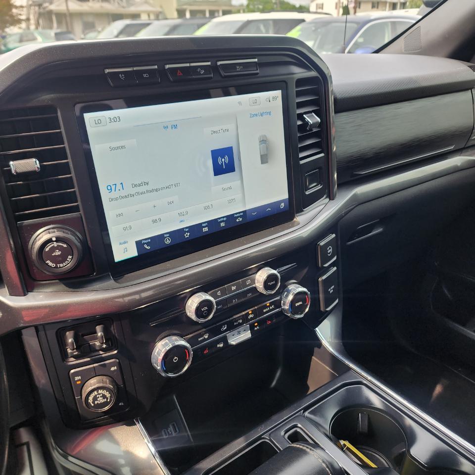 Ford F-150 XLT SuperCrew 4WD 2023