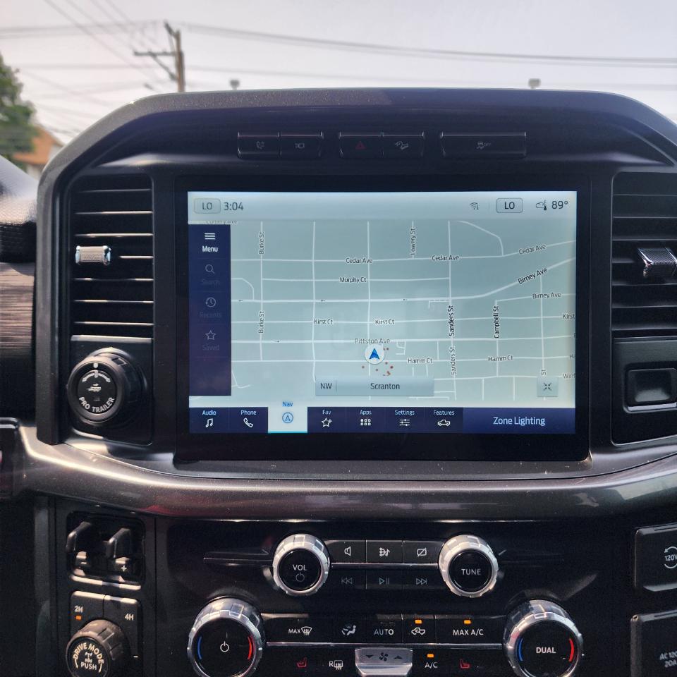 Ford F-150 XLT SuperCrew 4WD 2023