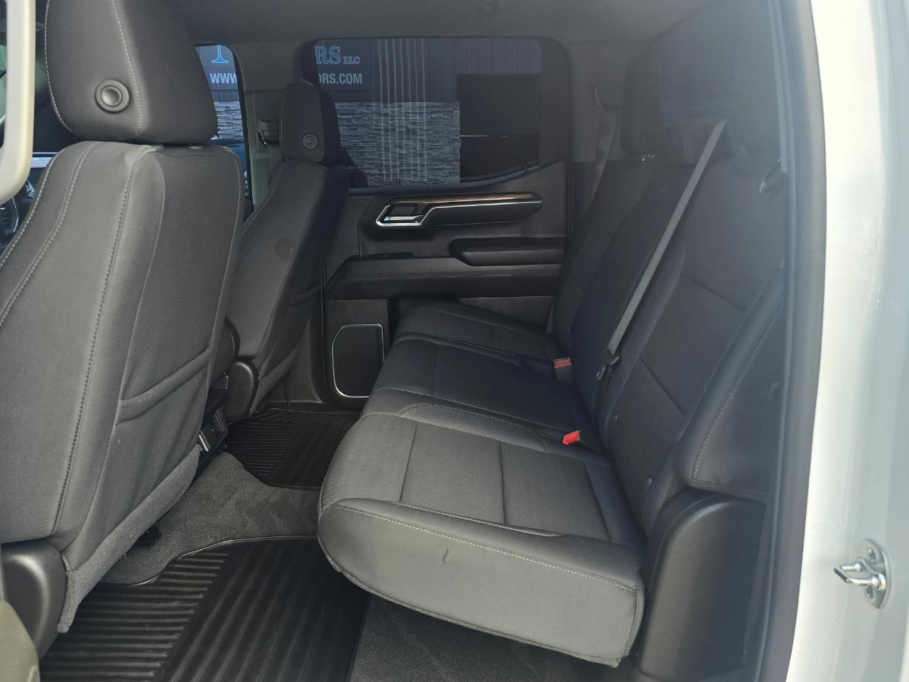 Chevrolet Silverado 1500  2025