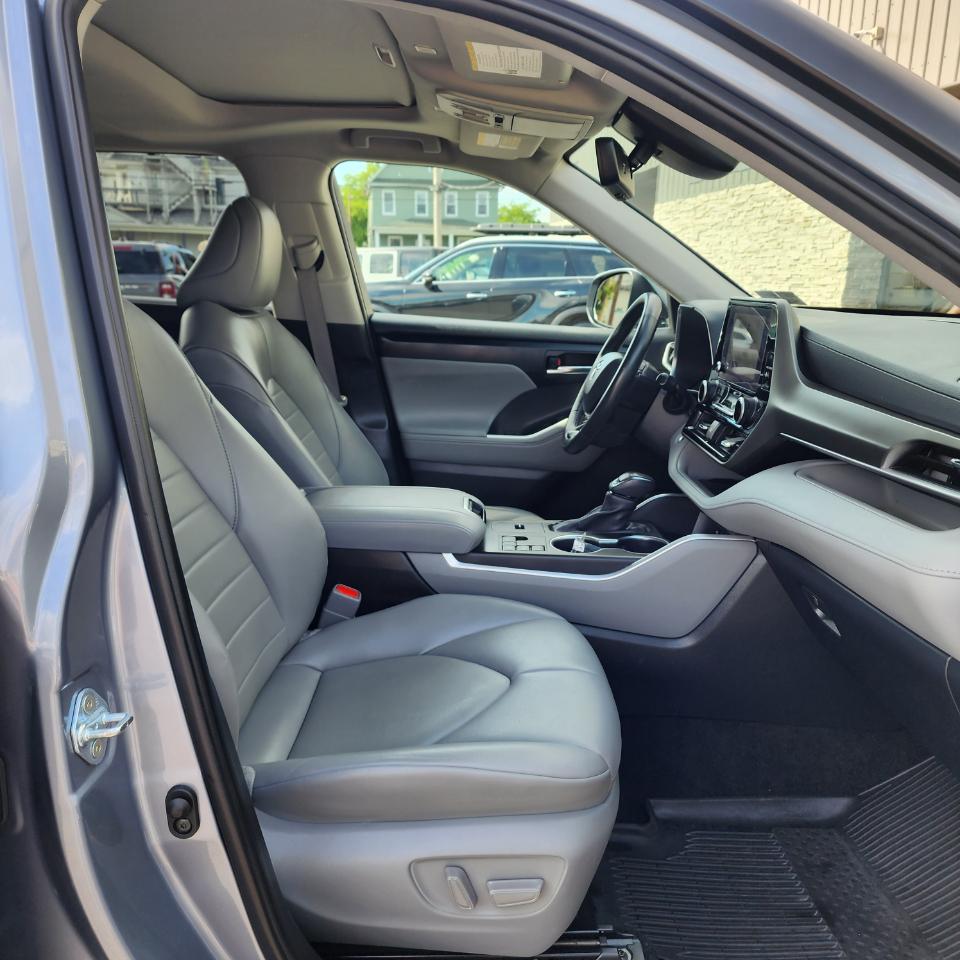 Toyota Highlander  2024