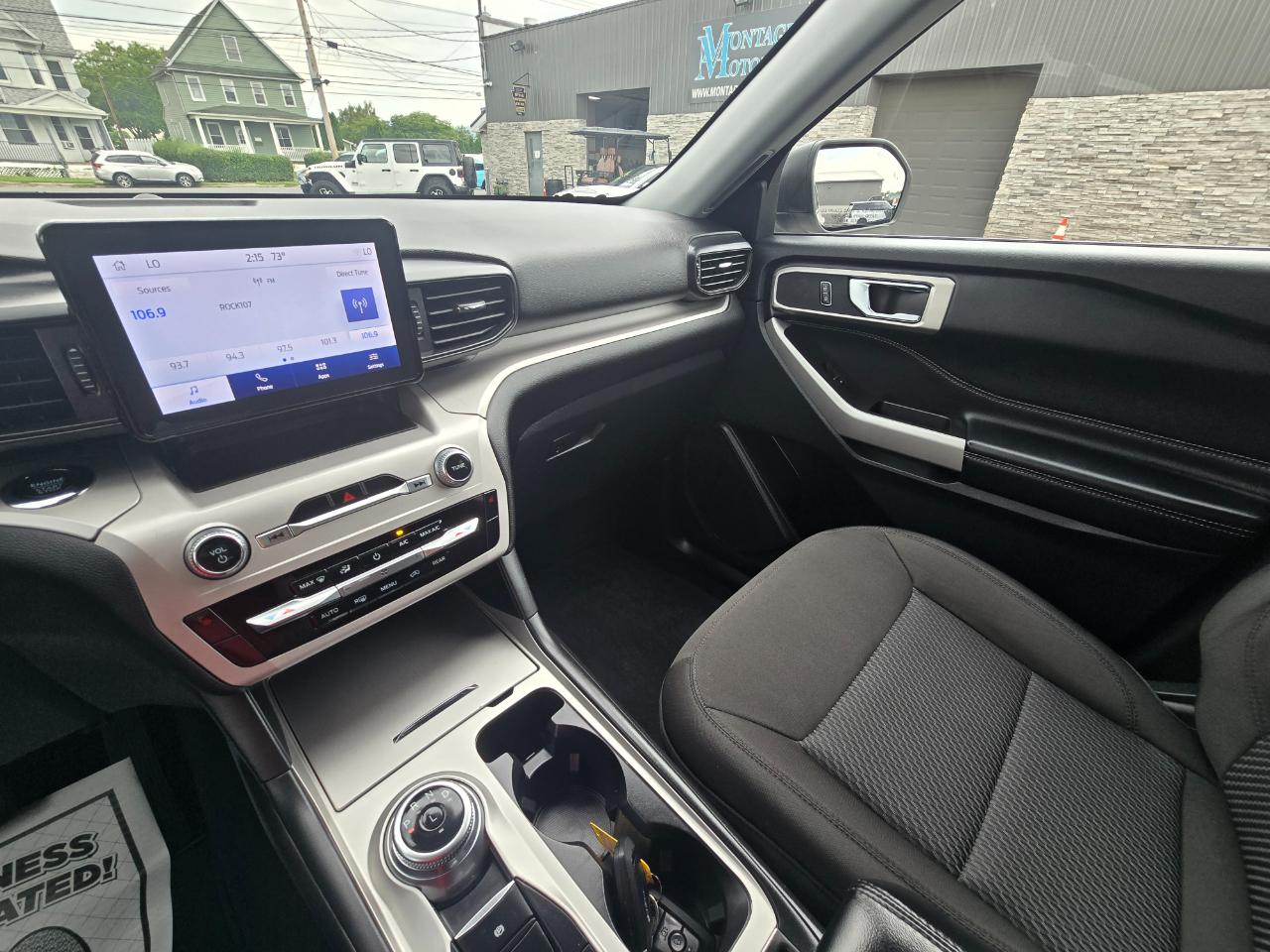 Ford Explorer XLT 4WD 2024