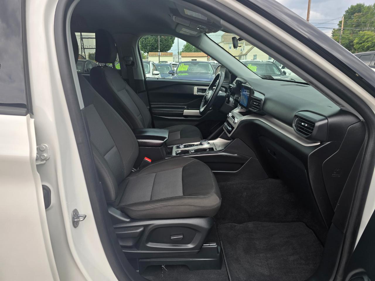 Ford Explorer XLT 4WD 2024