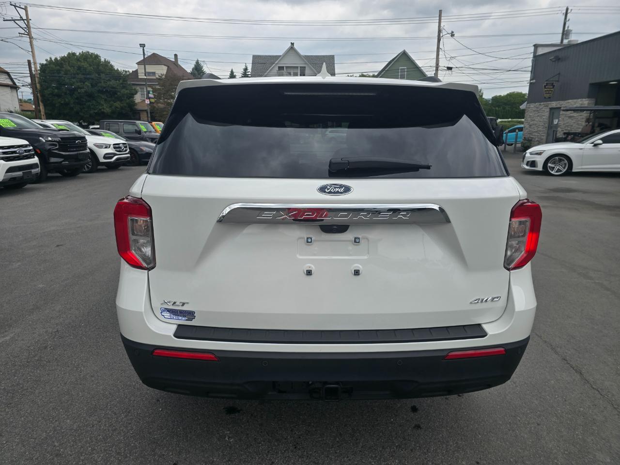 Ford Explorer XLT 4WD 2024