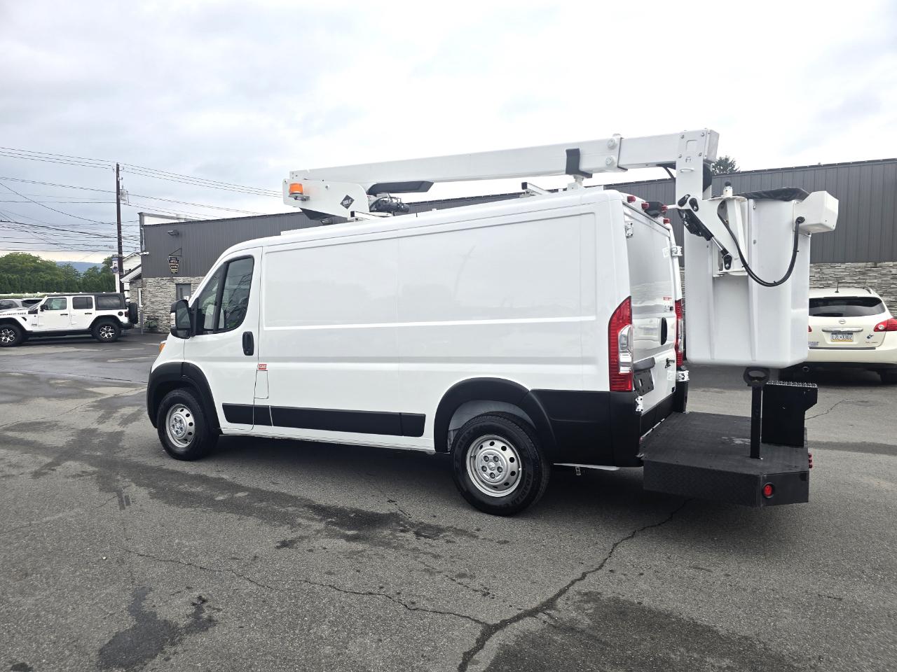RAM ProMaster Cargo Van 3500 Low Roof 136" WB 2023