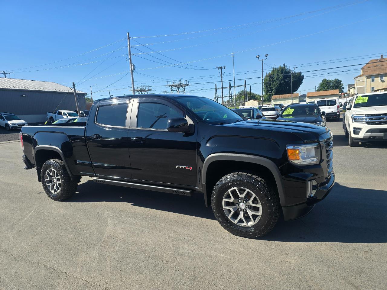 GMC Canyon 4WD Crew Cab AT4 2022