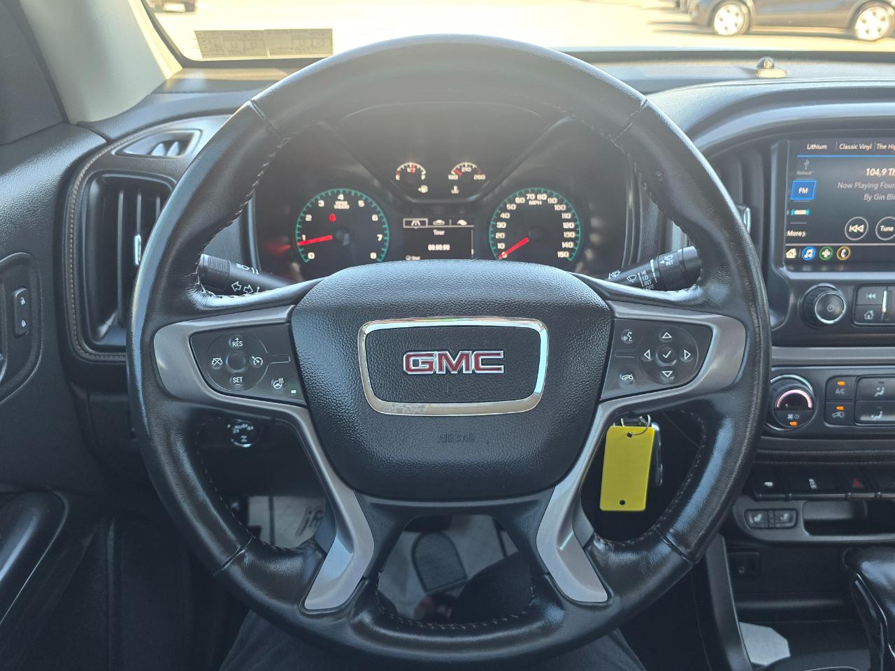GMC Canyon 4WD Crew Cab AT4 2022