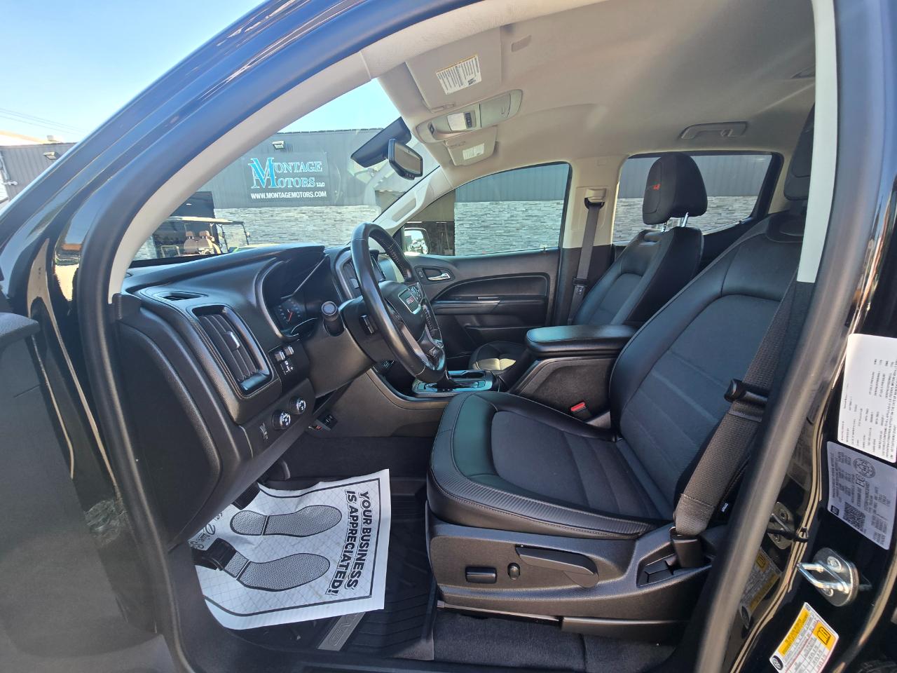 GMC Canyon 4WD Crew Cab AT4 2022